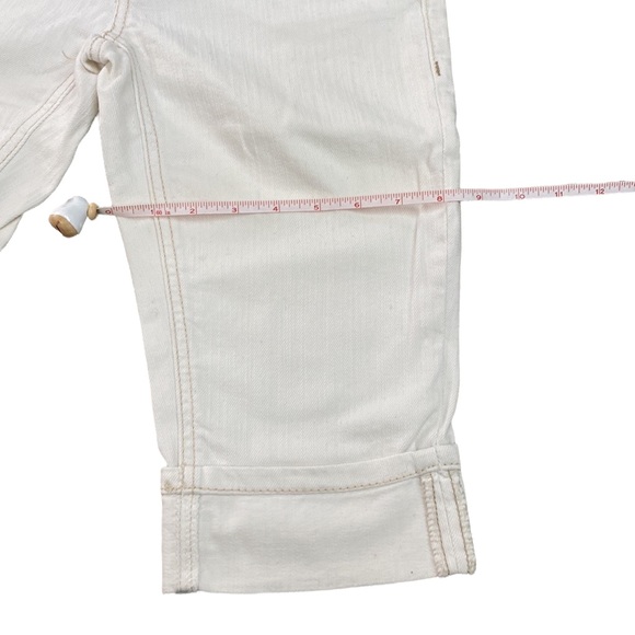 Rewind Capris Jean Low Rise, Off White Denim - Picture 7 of 9